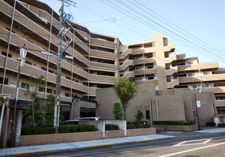 分譲マンションから一戸建てに買い替えされる方が増えています。